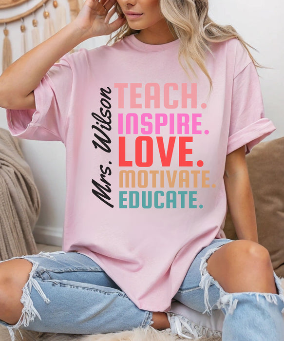 Personalized Name Teacher Shirt, Custom Teacher Shirt, Kindergarten Teacher Gift, Gift for Educators, Teacher Appreciation, Teacher's Day