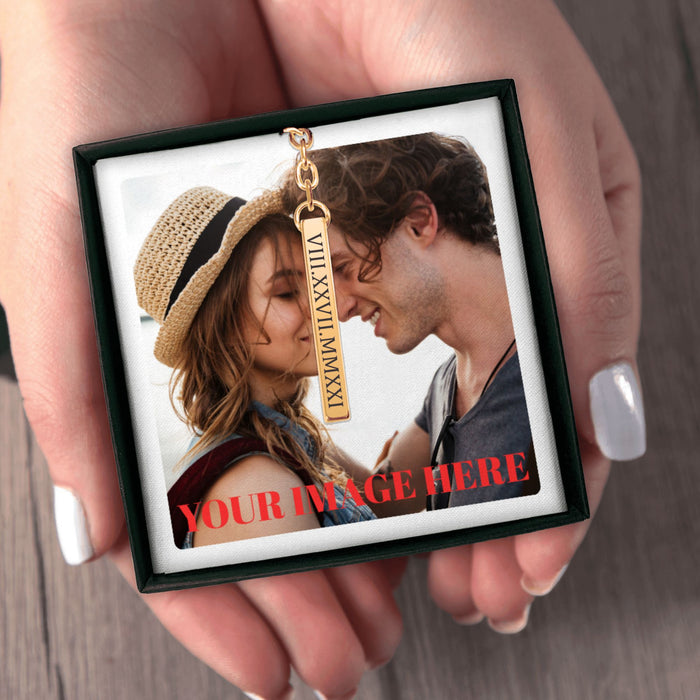 Roman Date Keychain – Personalized Engraved Keychain with Custom Roman Numerals, Perfect for Anniversaries & Meaningful Gifts